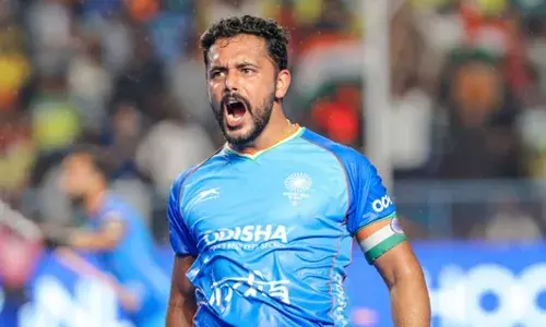 भारतीय पुरुष और महिला हॉकी टीमें 5 देशों के टूर्नामेंट के लिए तैयार