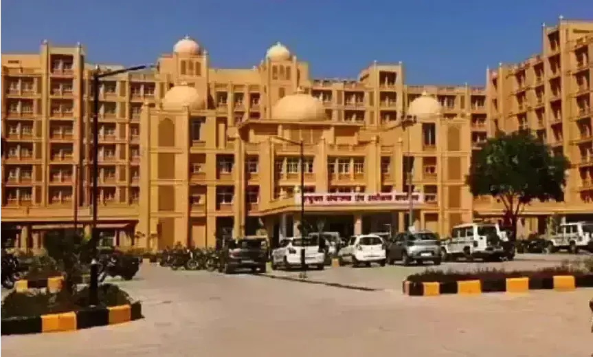 जयारोग्य में अल्ट्रासाउण्ड की जांच के लिए मरीज परेशान, एक सप्ताह की वेटिंग