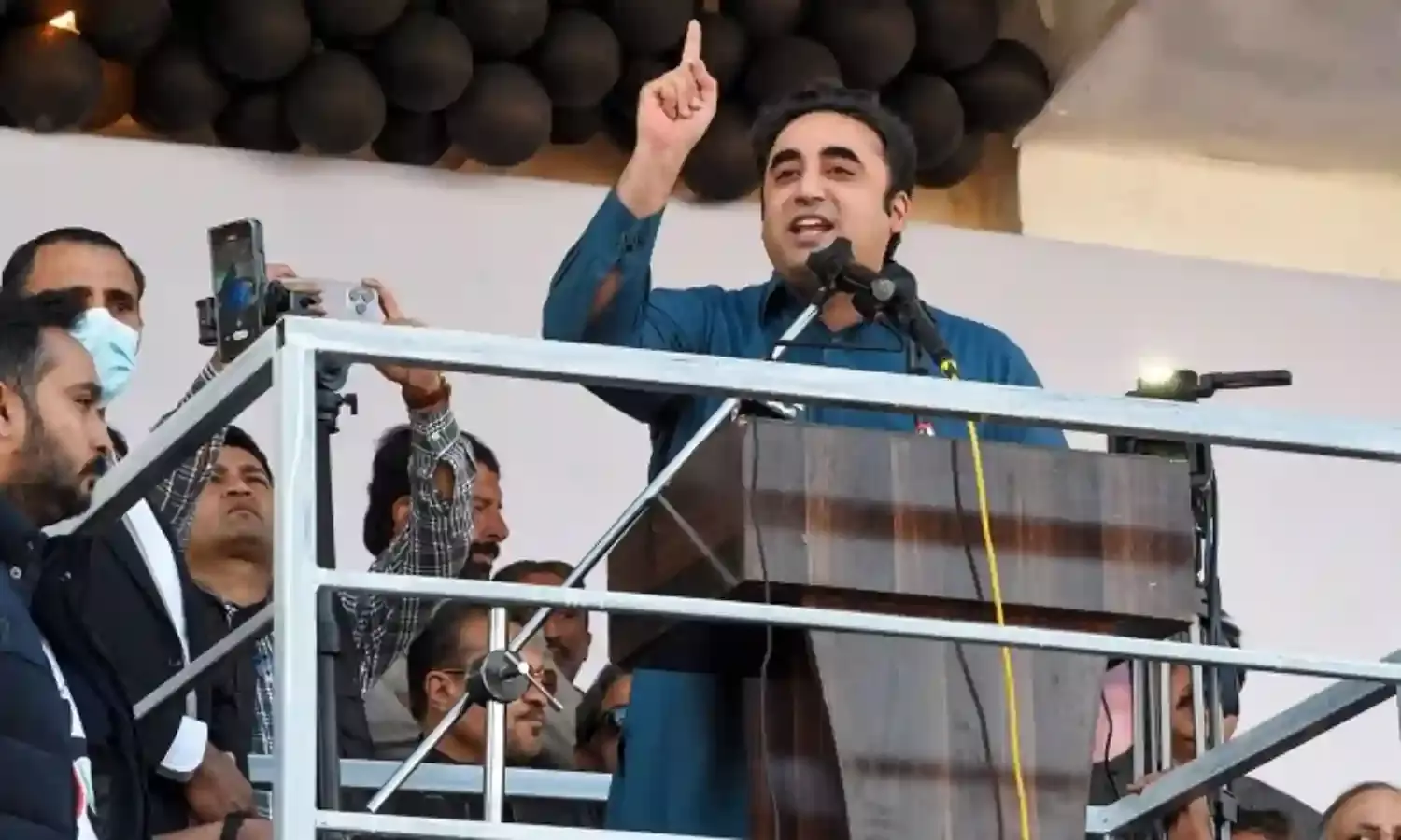 बिलावल भुट्टो को पीपीपी ने प्रधानमंत्री पद का उम्मीदवार घोषित किया बिलावल भुट्टो को पीपीपी ने प्रधानमंत्री पद का उम्मीदवार घोषित किया