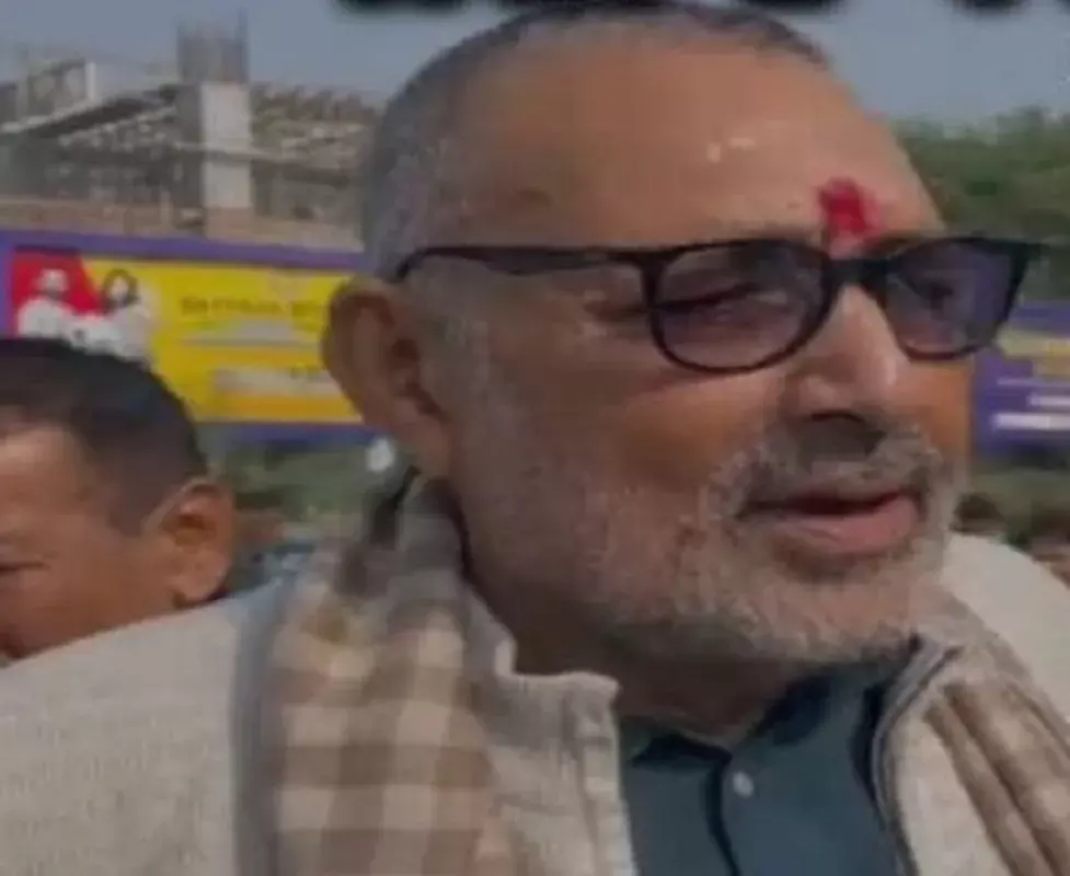 केंद्रीय मंत्री गिरिराज ने जदयू की बनारस रैली रद्द होने पर कसा तंज