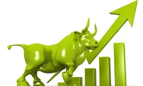 ऑल टाइम हाई क्लोजिंग का नया रिकॉर्ड, 71 हजारी हुआ सेंसेक्स