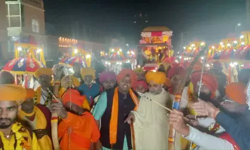 अयोध्या: भगवान राम बने दूल्हा, धूमधाम से निकली बारात