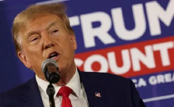 अवैध प्रवासी घोल रहे अमेरिका के खून में जहर : ट्रंप अवैध प्रवासी घोल रहे अमेरिका के खून में जहर : ट्रंप