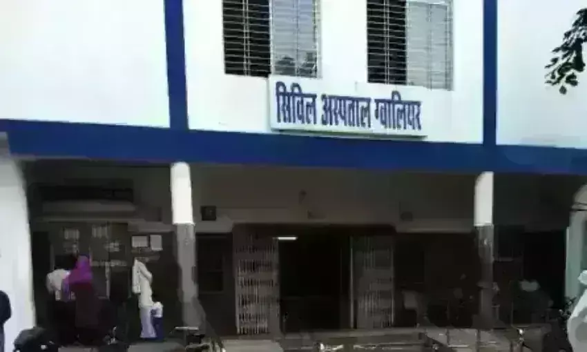 चिकित्सकों की उपलब्धता के बाद भी मरीज परेशान