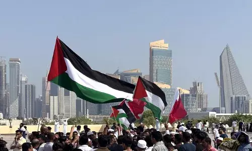 कतर की मध्यस्थता के बीच इजराइली बंधकों की रिहाई के लिए वार्ता शुरू कतर की मध्यस्थता के बीच इजराइली बंधकों की रिहाई के लिए वार्ता शुरू