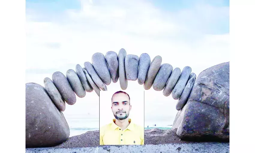 अपने-अपने संघर्ष