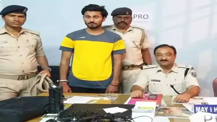 पटना की टीम ने की उपरडीह शराब कांड के अभियुक्त को रुपये लेकर छोड़े जाने की जांच,हटाए गए थानाध्यक्ष