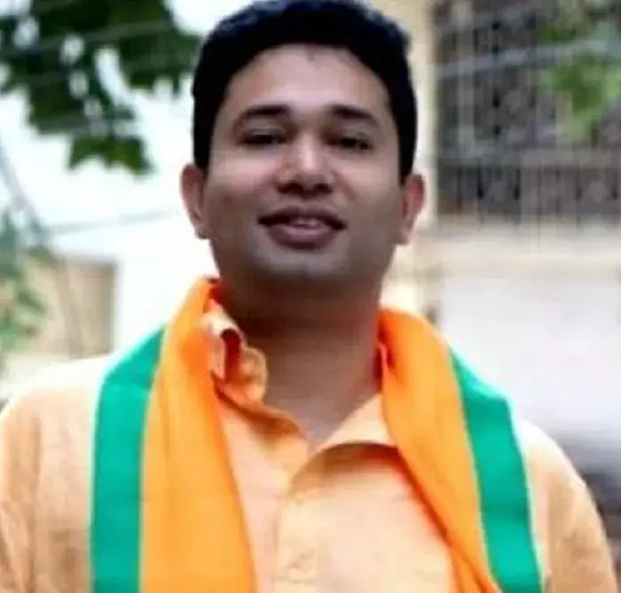 एथिक्स कमिटी करे कार्रवाई, उपराष्ट्रपति की मिमिक्री शर्मनाक