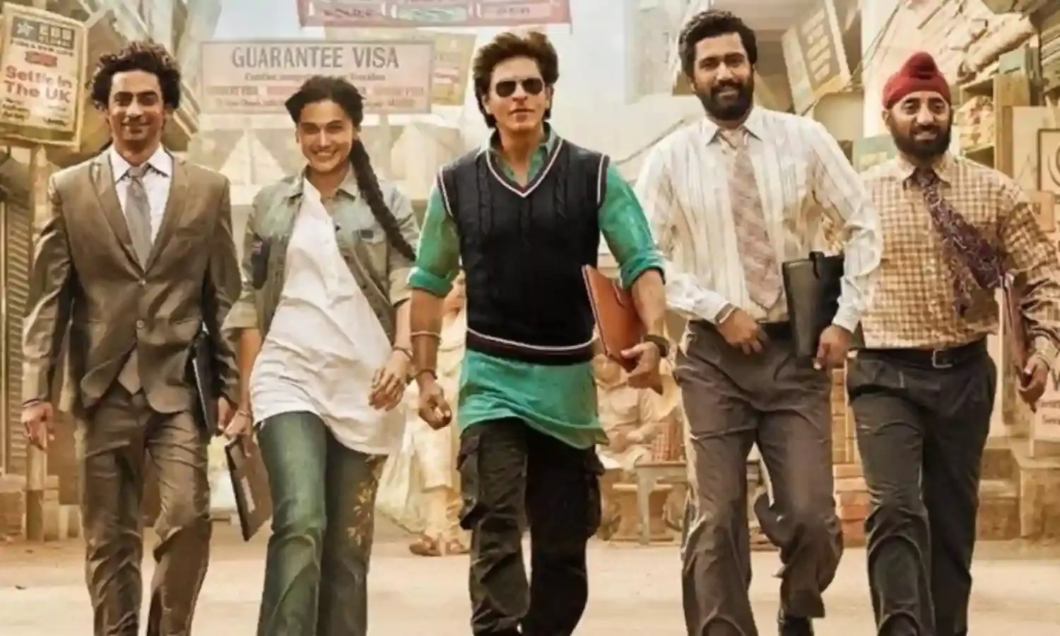 शाहरुख की फिल्म डंकी रिलीज, थिएटर के बाहर फैंस ने मनाया जश्न