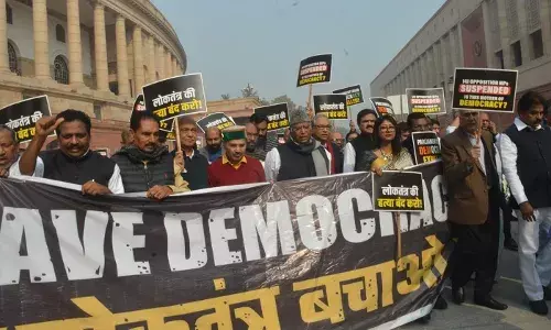 सदन चलाना नहीं चाहती मोदी सरकार, लोकतंत्र में सवाल उठाना हमारा हक है : खड़गे