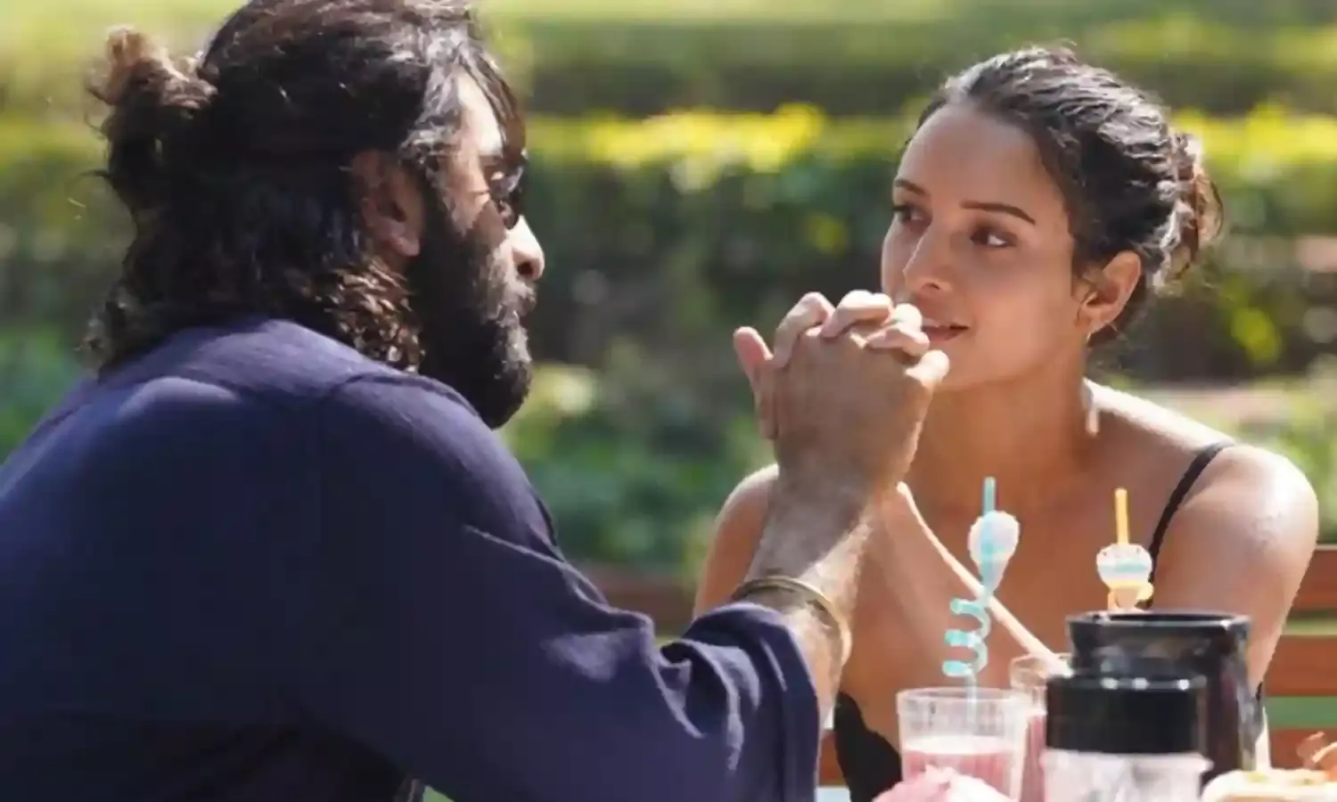 एनिमल में तृप्ति डिमरी के किरदार जोया का समर्थन नही करती अभिनेत्री मानसी