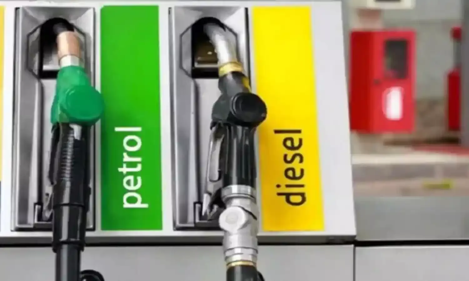 कच्चा तेल 79 डॉलर प्रति बैरल के करीब, पेट्रोल-डीजल की कीमत स्थिर