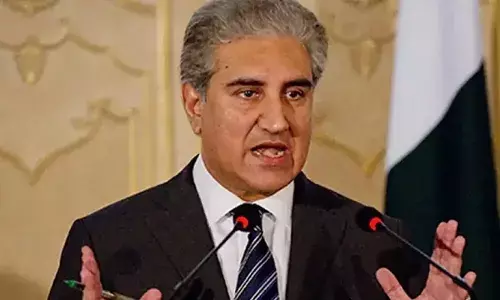 Pakistan: इमरान खान के करीबी पूर्व विदेश मंत्री कुरैशी 15 दिनों की हिरासत में भेजा जेल