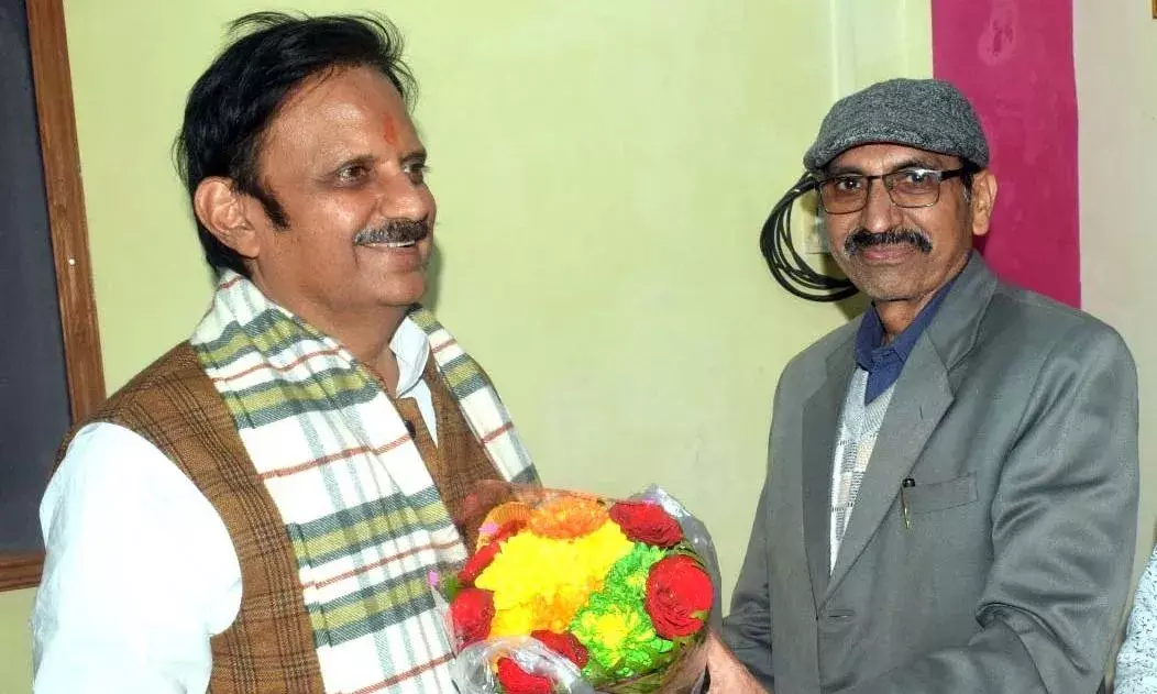 नवस्वदेश पहुंचे उपमुख्यमंत्री राजेंद्र शुक्ल