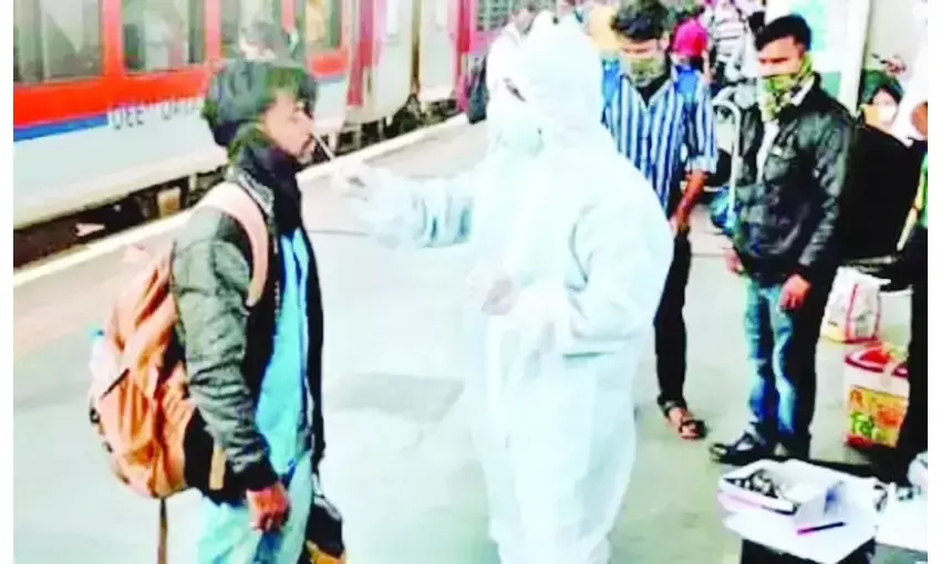 कोरोना संक्रमित यात्री के चले जाने से स्वास्थ्य विभाग में मचा हड़कंप