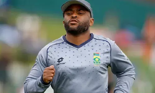 भारत के खिलाफ केप टाउन टेस्ट से बाहर हुए चोटिल तेम्बा बावुमा