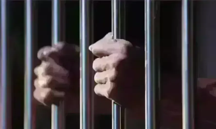 पाकिस्तान की जेल में बंद है 418 भारतीय, दोनों देशों ने साझा की कैदियों की सूची