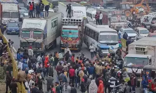 ट्रक चालकों की हड़ताल होगी खत्म, ट्रांसपोर्ट कांग्रेस को मिला गृह मंत्रालय से आश्वासन