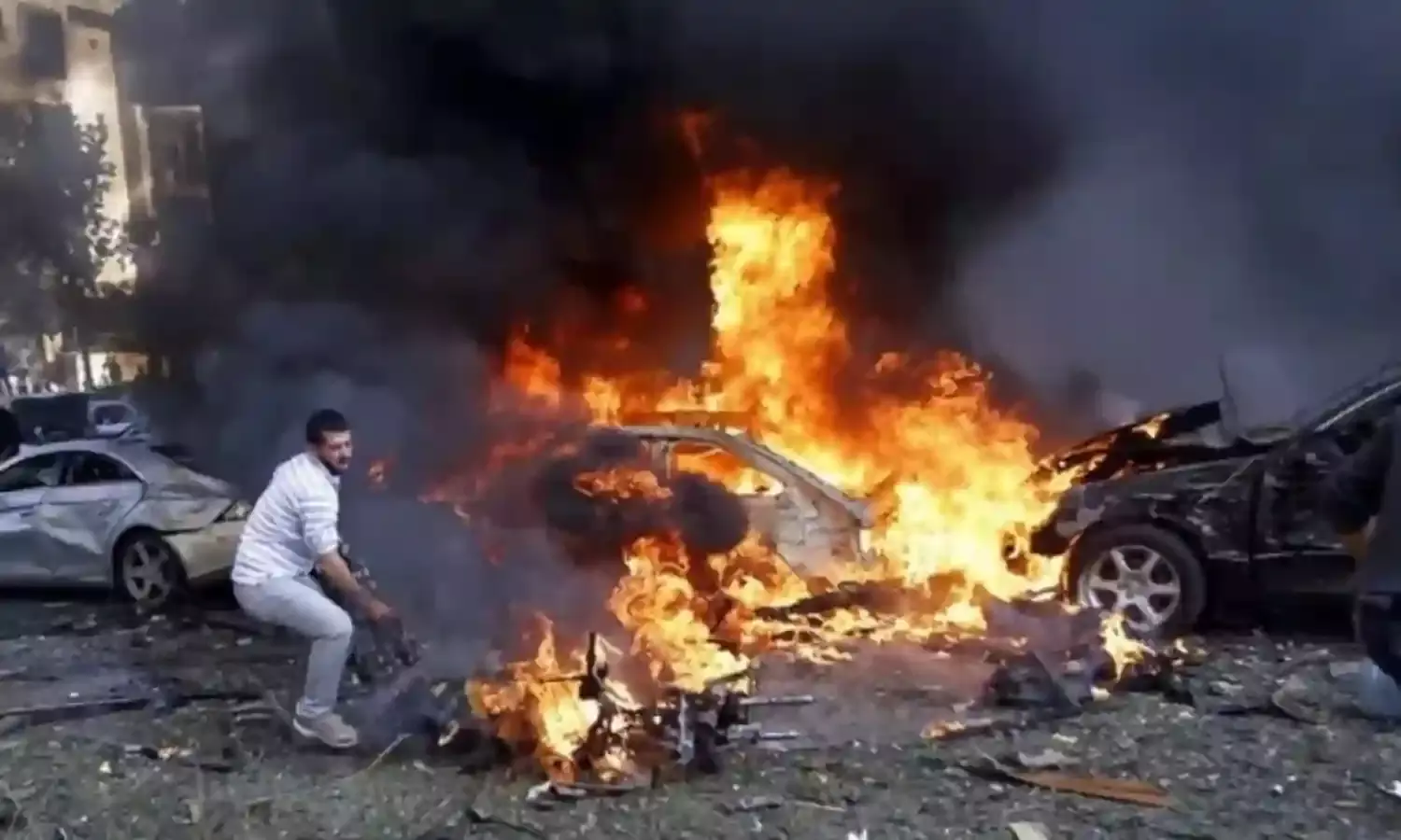 ईरान में जनरल सुलेमानी की बरसी पर दो धमाके में 100 से अधिक लोगों की मौत