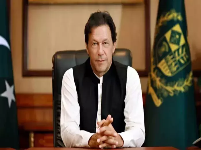 इमरान खान ने नामांकन पत्र खारिज किए जाने को चुनौती दी