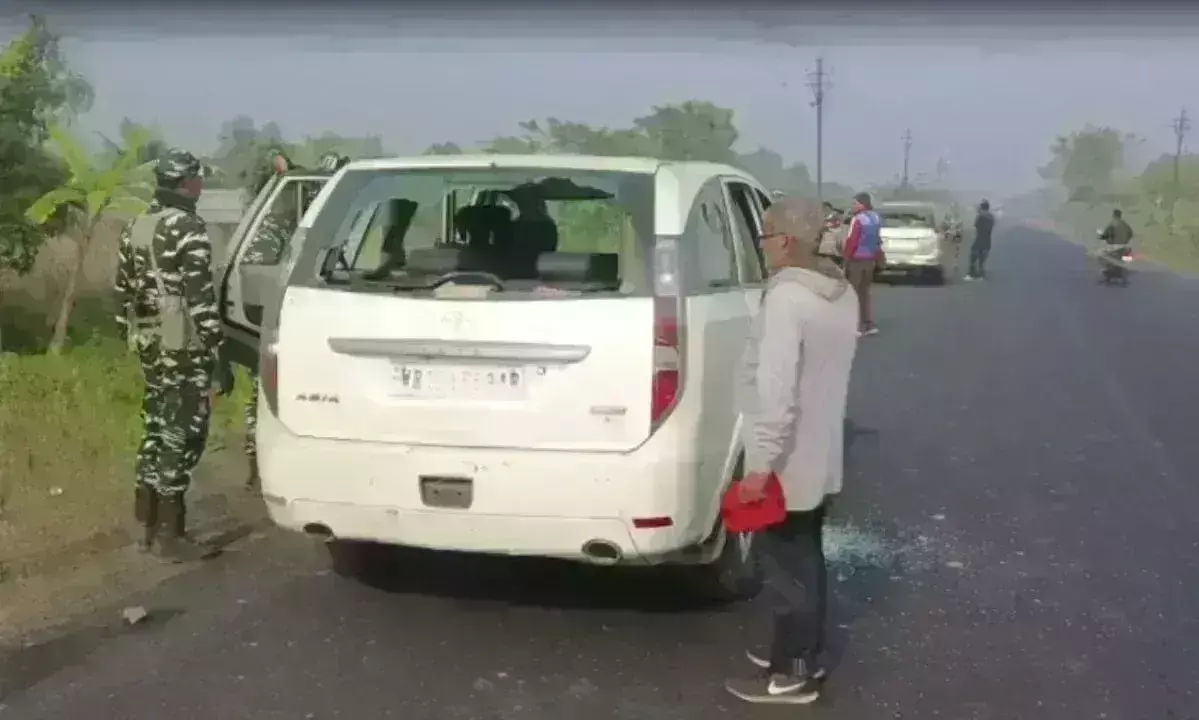 बंगाल में छापा मारने गई ED की टीम पर हमला, तृणमूल कार्यकर्ताओं ने घेरकर पिटा बंगाल में छापा मारने गई ED की टीम पर हमला, तृणमूल कार्यकर्ताओं ने घेरकर पिटा