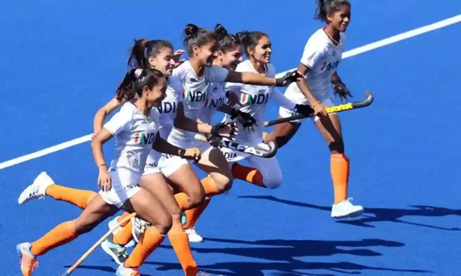 हॉकी इंडिया ने जूनियर महिला राष्ट्रीय कोचिंग कैंप के लिए 41 सदस्यीय कोर समूह की घोषणा की हॉकी इंडिया ने जूनियर महिला राष्ट्रीय कोचिंग कैंप के लिए 41 सदस्यीय कोर समूह की घोषणा की