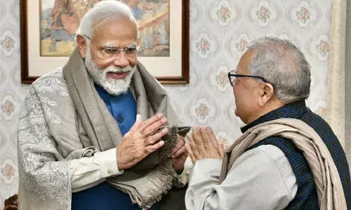 जयपुर में राज्यपाल ने प्रधानमंत्री से विकास के मुद्दों पर चर्चा की