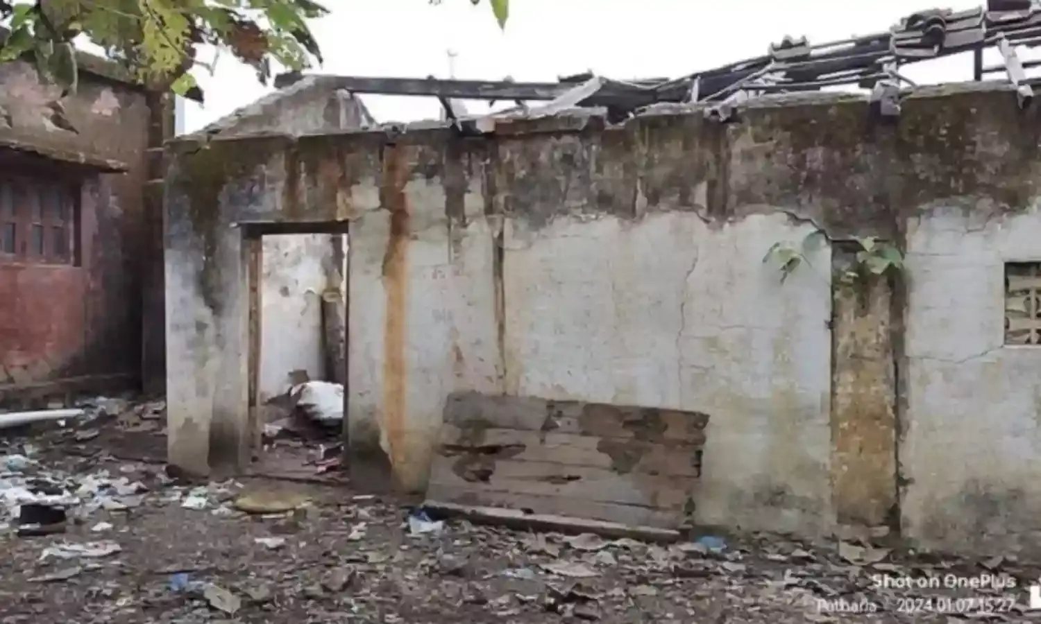 मालखाने में मानव कंकाल देखकर क्रिकेट खेल रहे बच्चों के होश उड़ गए