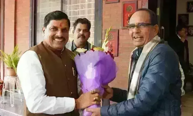 मुख्यमंत्री डॉ यादव ने शिवराज सिंह चौहान से की मुलाकात, अहम मुद्दों पर हुई चर्चा