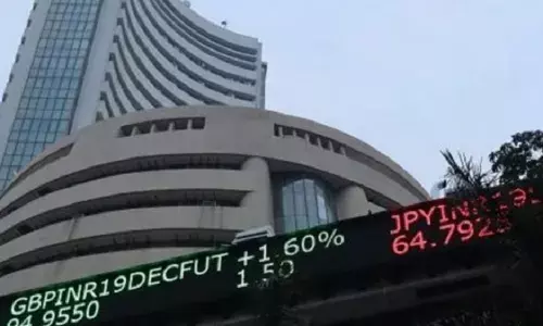 सेंसेक्स और निफ्टी में गिरावट, शुरुआती कारोबार में शेयर बाजार पर दबाव