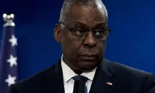 अमेरिकी रक्षामंत्री लॉयड ऑस्टिन अस्पताल में भर्ती, राष्ट्रपति को नहीं दी गई इसकी जानकारी