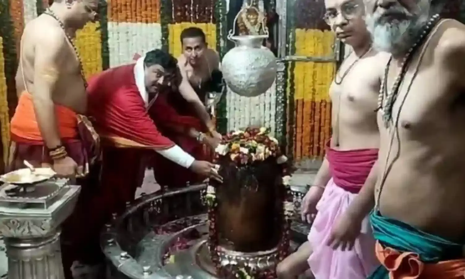 भाजपा के राष्ट्रीय महासचिव व प्रदेश प्रभारी मुरलीधर राव ने किए महाकाल के दर्शन