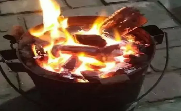 अमरोहा में अंगीठी जलाकर कमरे में सोया था परिवार,  दम घुटने से पांच की मौत