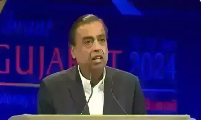 मुकेश अंबानी ने की प्रधानमंत्री की तारीफ, कहा - मोदी अब तक के सबसे सफल पीएम मुकेश अंबानी ने की प्रधानमंत्री की तारीफ, कहा - मोदी अब तक के सबसे सफल पीएम