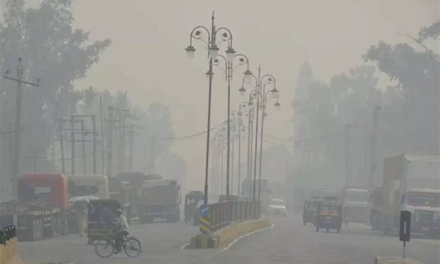 दुनिया भर में सबसे खराब ढाका की वायु गुणवत्ता, लाहौर और दिल्ली भी पीछे नहीं