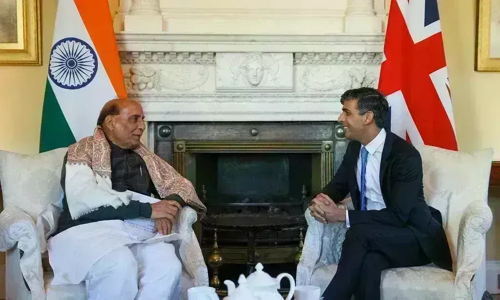 राजनाथ सिंह लंदन में ब्रिटिश पीएम ऋषि सुनक से मिले, 22 साल बाद ब्रिटेन दौरे पर पहुंचे पहले रक्षामंत्री