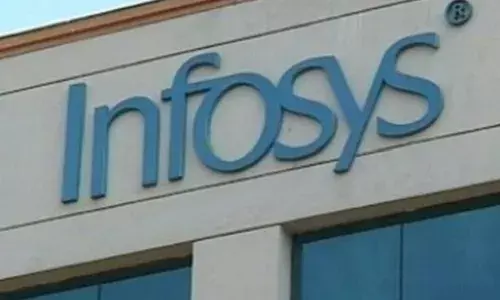 इंफोसिस का मुनाफा 7.3 फीसदी घटकर 6,106 करोड़ रुपये रहा