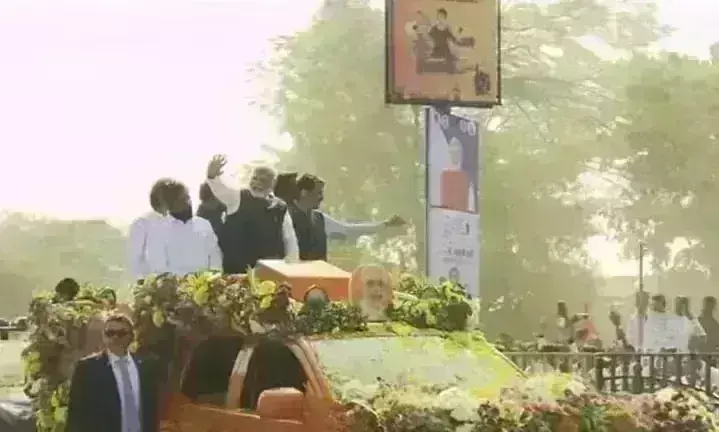 प्रधानमंत्री नरेंद्र मोदी ने नासिक में रोड शो किया, अटल सेतु का करंगे उद्घाटन