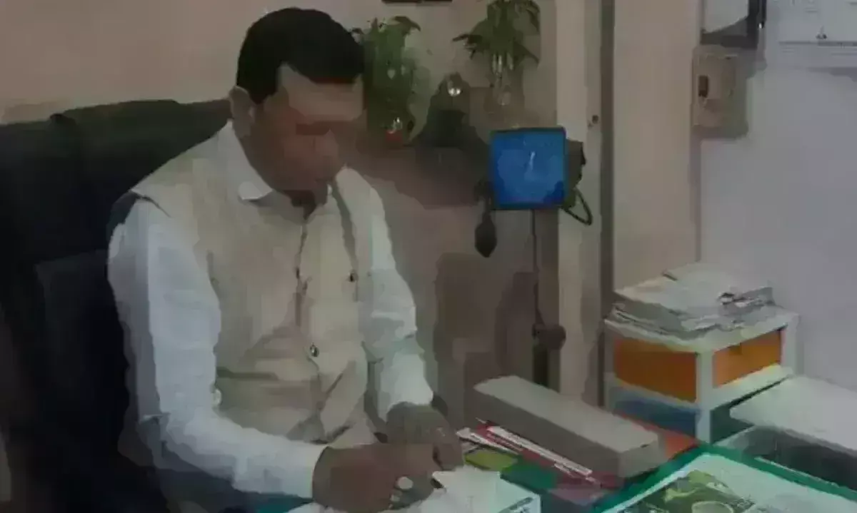 कांग्रेस हाईकमान के श्रीराम प्राण-प्रतिष्ठा समारोह का निमंत्रण ठुकराने से देवास जिलाध्यक्ष नाराज, पार्टी से दिया इस्तीफा कांग्रेस हाईकमान के श्रीराम प्राण-प्रतिष्ठा समारोह का निमंत्रण ठुकराने से देवास जिलाध्यक्ष नाराज, पार्टी से दिया इस्तीफा