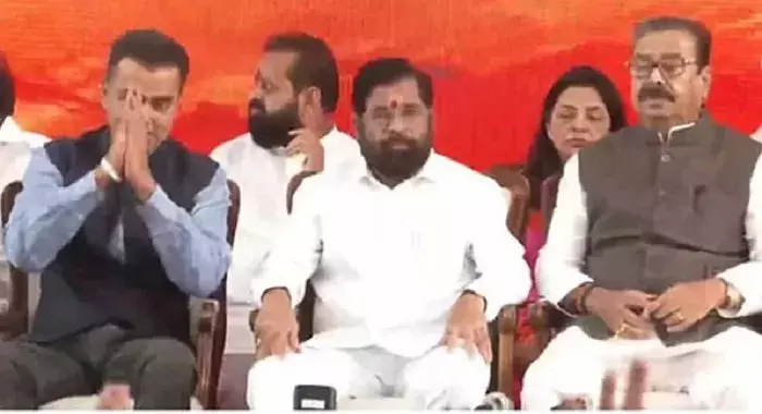 कांग्रेस का हाथ छोड़कर मिलिंद देवड़ा शिंदे की मौजूदगी में शिवसेना में हुए शामिल