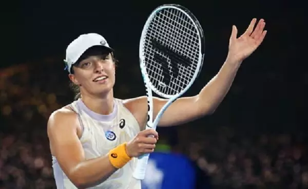 Australian Open: इगा स्विएटेक ने जीत के साथ की शुरुआत, सोफिया केनिन को हराया