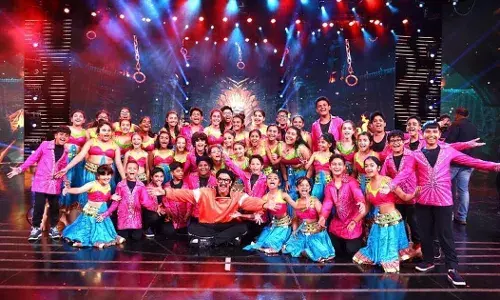 फिल्मफेयर अवॉर्ड्स के नामांकन में शाहरुख का दबदबा, देखें पूरी सूची