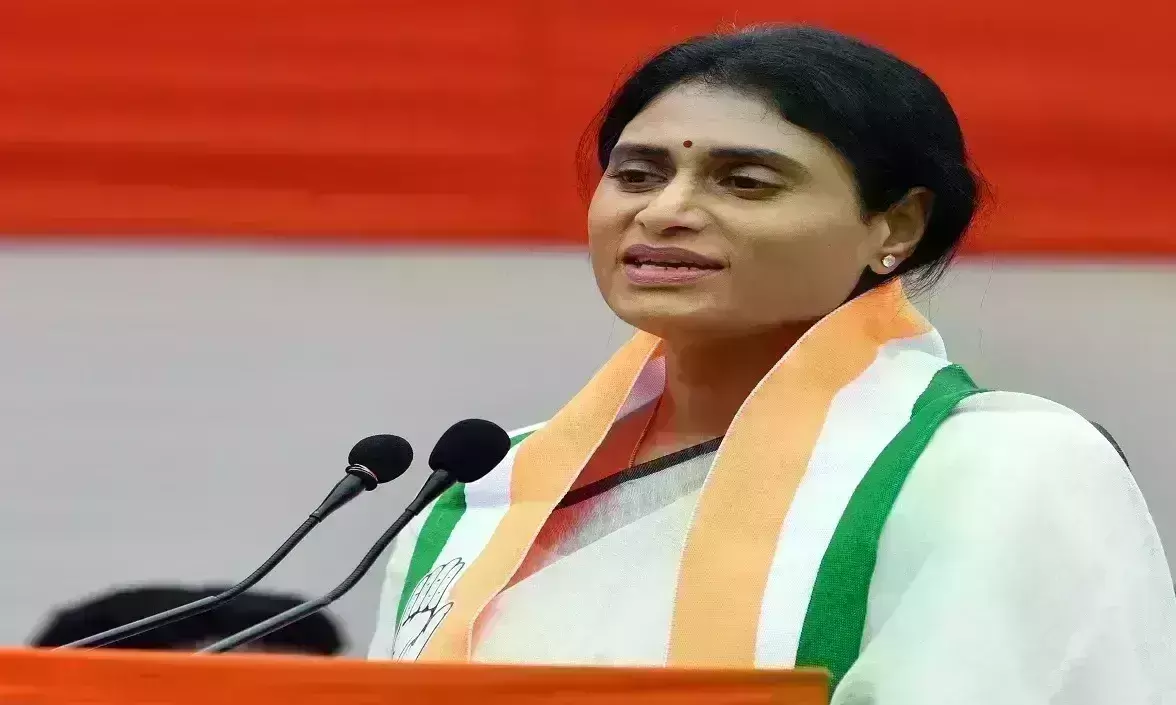 कांग्रेस ने वाईएस शर्मिला रेड्डी को सौंपी आंध्र की कमान, प्रदेश अध्यक्ष नियुक्त किया