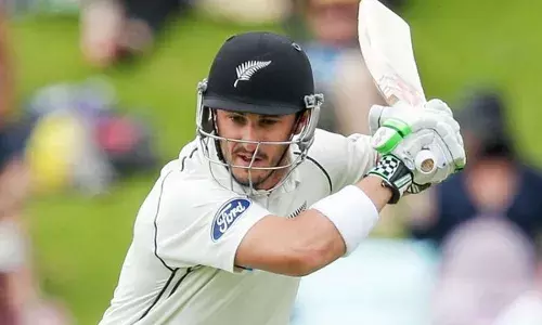 न्यूजीलैंड के क्रिकेटर हामिश रदरफोर्ड ने क्रिकेट के सभी प्रारूपों से संन्यास की घोषणा की