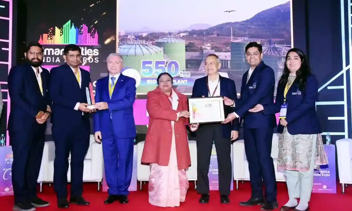 MP: इंदौर स्मार्ट सिटी को मिला सर्वश्रेष्ठ स्मार्ट सिटी का पुरस्कार