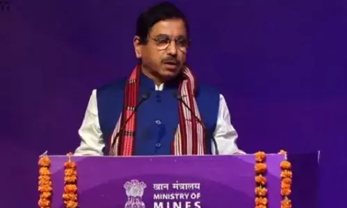 सस्टेनेबल माइनिंग से अपनी अर्थव्यवस्था में महत्वपूर्ण सुधार ला सकते हैं राज्य: प्रह्लाद जोशी