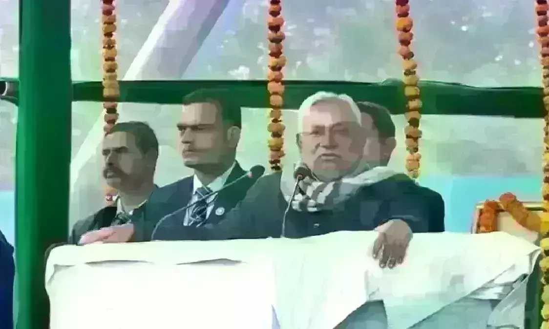 नीतीश कुमार ने कर्पूरी ठाकुर के बहाने परिवारवाद पर साधा निशाना, कहा - कुछ नेता अपने बच्चों को आगे बढ़ाते है नीतीश कुमार ने कर्पूरी ठाकुर के बहाने परिवारवाद पर साधा निशाना, कहा - कुछ नेता अपने बच्चों को आगे बढ़ाते है