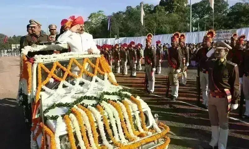 मुख्यमंत्री डॉ. मोहन यादव ने उज्जैन में फहराया तिरंगा, कहा - सबका साथ, सबका विकास लोकतंत्र का शरीर और रामराज्य आत्मा बन गया मुख्यमंत्री डॉ. मोहन यादव ने उज्जैन में फहराया तिरंगा, कहा - सबका साथ, सबका विकास लोकतंत्र का शरीर और रामराज्य आत्मा बन गया