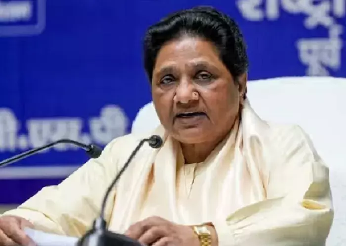 BSP ने उपचुनाव में 8 सीटों पर उतारे प्रत्याशी, करहल से डॉ. अवनीश कुमार मैदान में