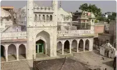 ज्ञानवापी मामले में हिंदू पक्ष ने सुप्रीम कोर्ट में दाखिल की याचिका, वजूखाने के सर्वे की मांग